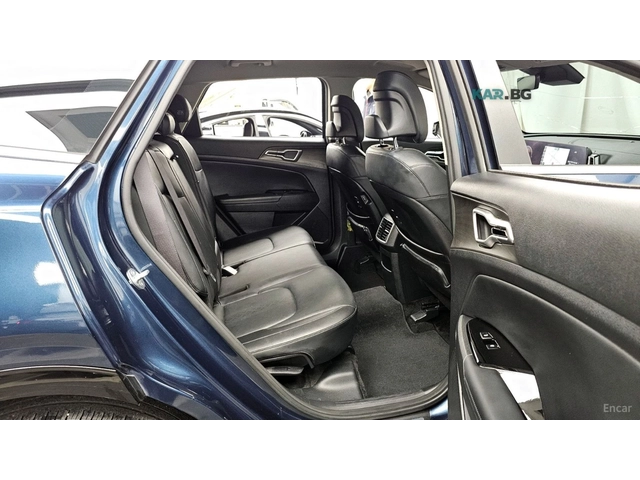 Kia Sportage SIGNATURE/4WD/DRIVE-ASSISTS/ - автомобили, коли, обяви за нови и употребявани 13