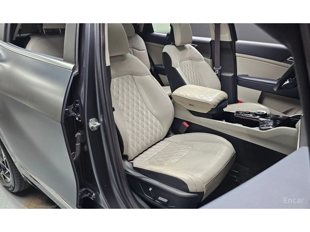 Kia Sportage 1.6T Signature 4x4* KRELL* PANORAMA* DISTRONIC* 36 - автомобили, коли, обяви за нови и употребявани 6