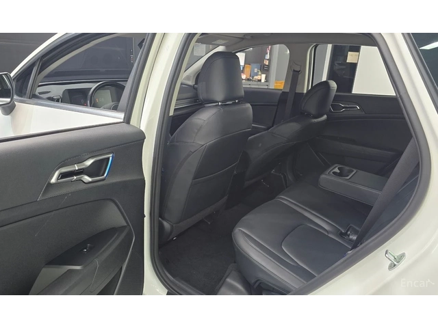 Kia Sportage 2.0D Trendy* 4x4* ПОДГРЕВ* KEYLESS* КРАЙНА ЦЕНА* - автомобили, коли, обяви за нови и употребявани 12