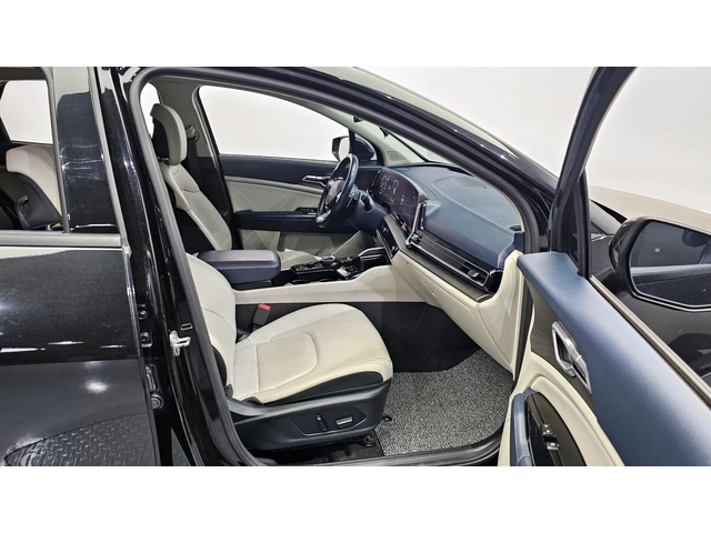 Kia Sportage 2.0 CRDi 4WD Signature Gravity | Adaptive Cruise | - автомобили, коли, обяви за нови и употребявани 9