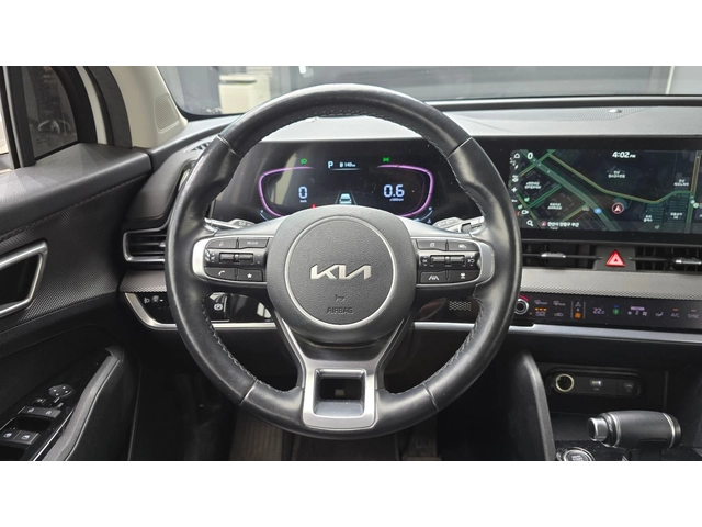Kia Sportage 1.6 T-GDI Trendy | Адаптивен круиз | Навигация | К - автомобили, коли, обяви за нови и употребявани 9
