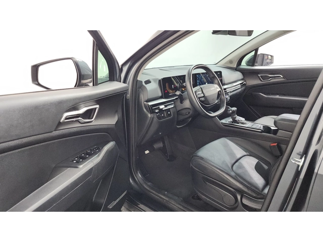 Kia Sportage 1.6T Prestige | ACC | Обдухване | Камера | 19500км - автомобили, коли, обяви за нови и употребявани 4