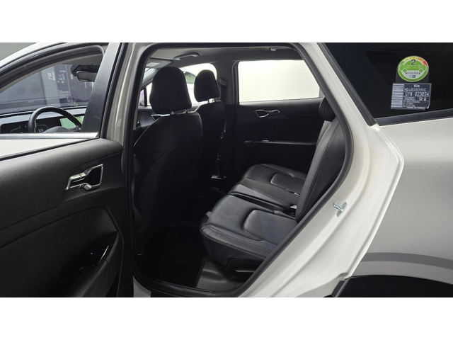 Kia Sportage 2.0 CRDi Trendy | Навигация | Камера | LED - автомобили, коли, обяви за нови и употребявани 13