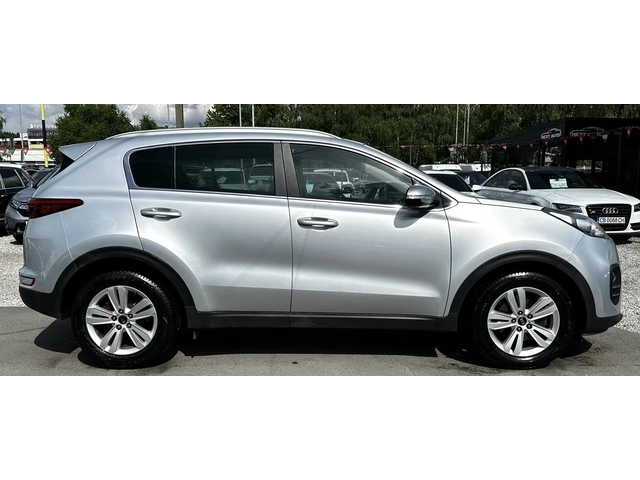 Kia Sportage 1.7D 141HP 167 000KM CARPLAY EURO6B - автомобили, коли, обяви за нови и употребявани 3