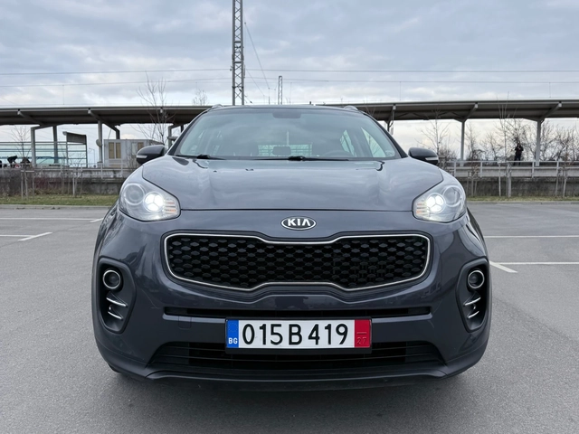 Kia Sportage * 1.7CRDI* CAMERA* NAVI* EURO6B* - автомобили, коли, обяви за нови и употребявани 1