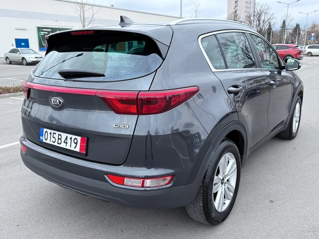 Kia Sportage * 1.7CRDI* CAMERA* NAVI* EURO6B* - автомобили, коли, обяви за нови и употребявани 3