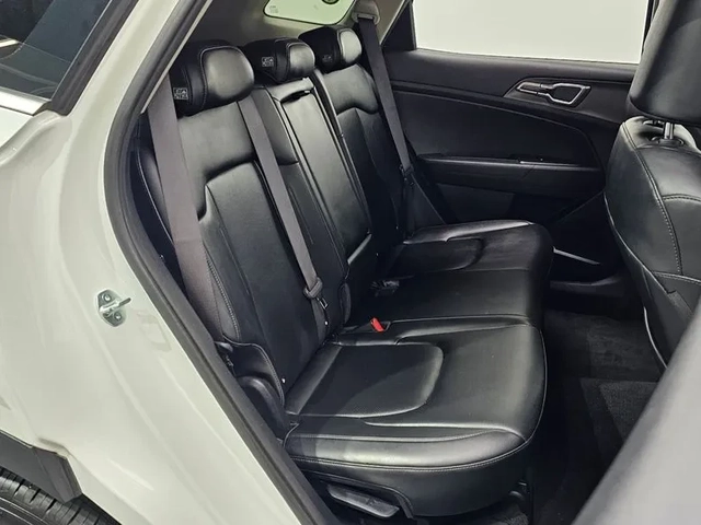 Kia Sportage 2.0 2Wd Trendy - САМО 30% АВАНС - автомобили, коли, обяви за нови и употребявани 10