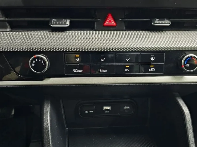 Kia Sportage 2.0 2Wd Trendy - САМО 30% АВАНС - автомобили, коли, обяви за нови и употребявани 13