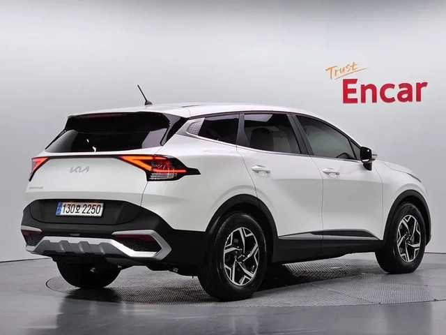 Kia Sportage 2.0 2Wd Trendy - САМО 30% АВАНС - автомобили, коли, обяви за нови и употребявани 1