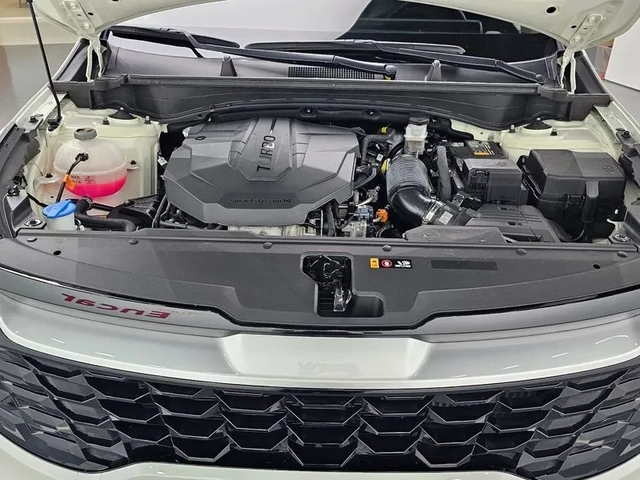 Kia Sportage 2.0 2Wd Trendy - САМО 30% АВАНС - автомобили, коли, обяви за нови и употребявани 5