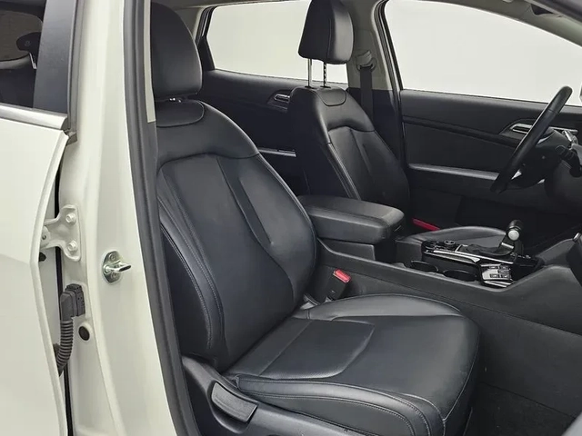 Kia Sportage 2.0 2Wd Prestige - САМО 30% АВАНС - автомобили, коли, обяви за нови и употребявани 10