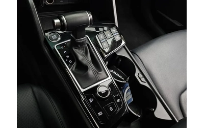 Kia Sportage 2.0 2Wd Prestige - САМО 30% АВАНС - автомобили, коли, обяви за нови и употребявани 8