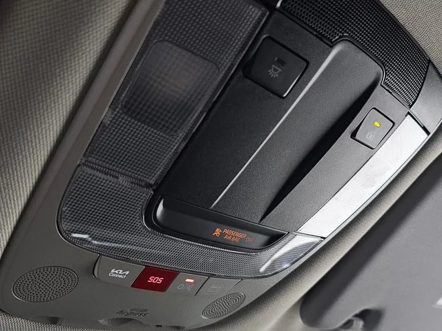 Kia Sportage 2.0 2Wd Prestige - САМО 30% АВАНС - автомобили, коли, обяви за нови и употребявани 15