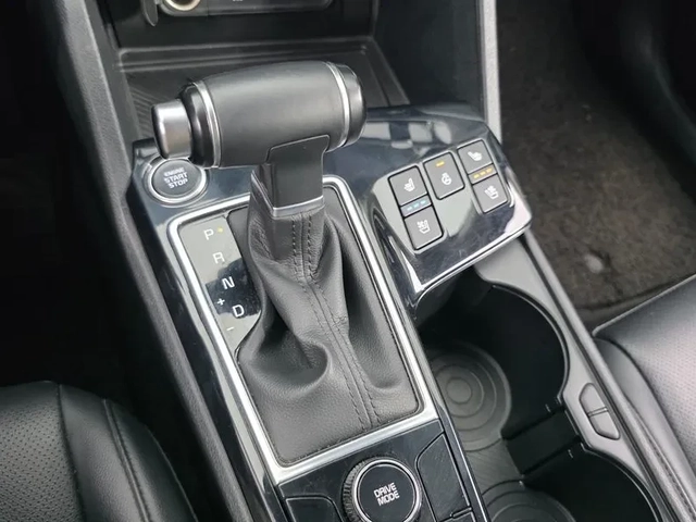 Kia Sportage 2.0 2Wd Prestige - САМО 30% АВАНС - автомобили, коли, обяви за нови и употребявани 8
