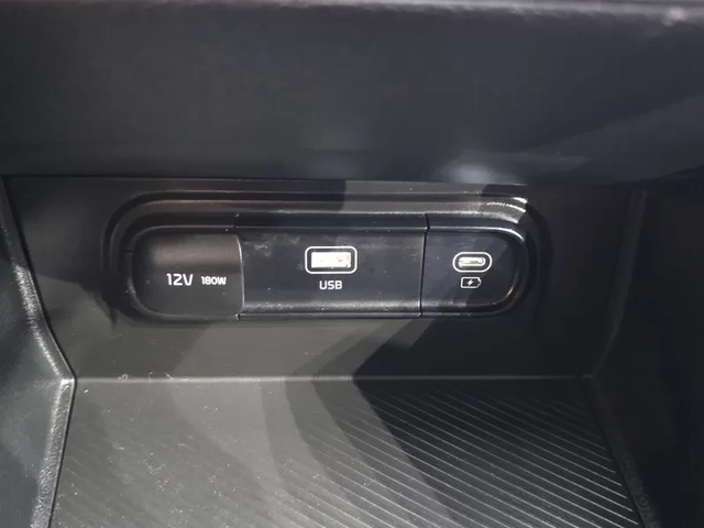 Kia Sportage 2.0 2Wd Trendy - САМО 30% АВАНС - автомобили, коли, обяви за нови и употребявани 12