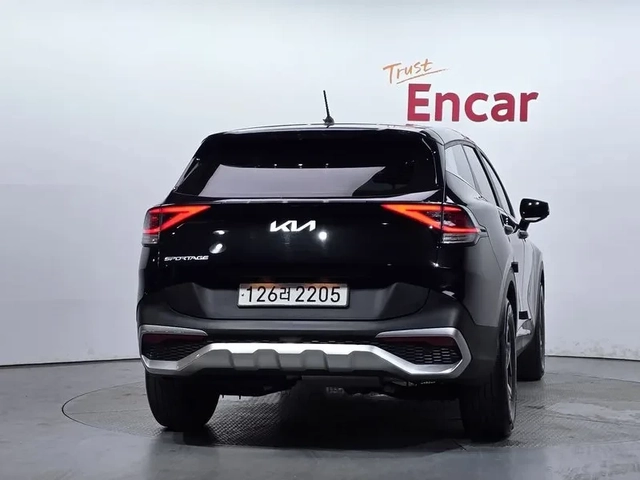 Kia Sportage 2.0 2Wd Trendy - САМО 30% АВАНС - автомобили, коли, обяви за нови и употребявани 3