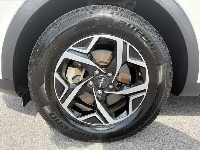 Kia Sportage 2.0 2Wd Prestige - САМО 30% АВАНС - автомобили, коли, обяви за нови и употребявани 4