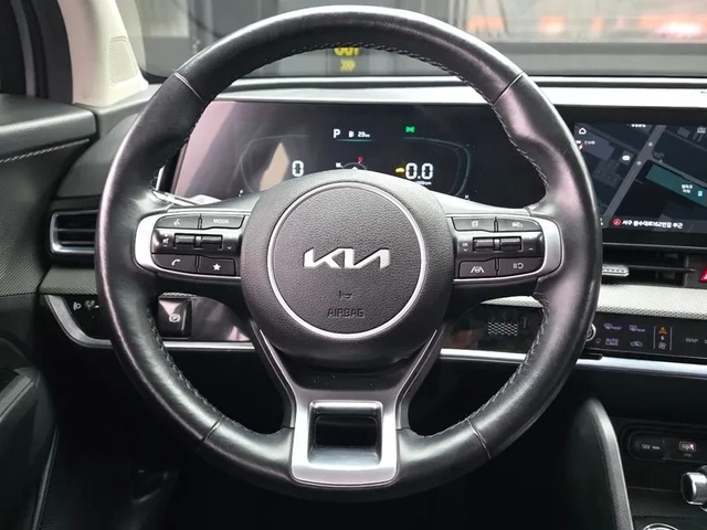 Kia Sportage 2.0 CRDi 4WD - автомобили, коли, обяви за нови и употребявани 12
