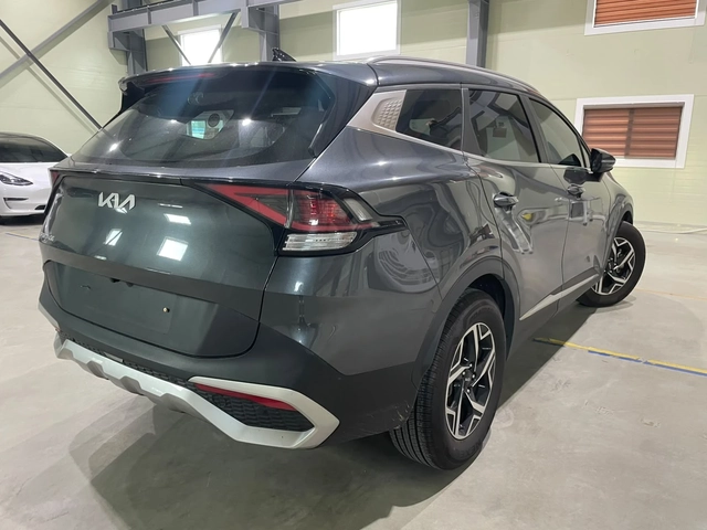 Kia Sportage 2.0D ! 2WD ! Prestige ! - автомобили, коли, обяви за нови и употребявани 3
