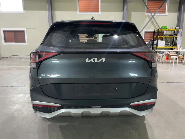 Kia Sportage 2.0D ! 2WD ! Prestige ! - автомобили, коли, обяви за нови и употребявани 4