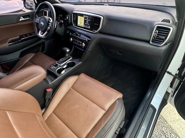 Kia Sportage 2.0D ! 2WD ! Intelligent ! - автомобили, коли, обяви за нови и употребявани 10