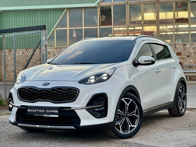 Kia Sportage 2.0D ! 2WD ! Intelligent ! - автомобили, коли, обяви за нови и употребявани 2