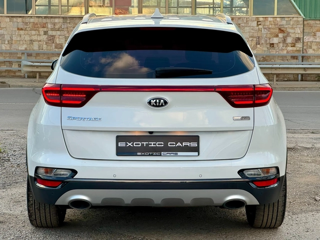 Kia Sportage 2.0D ! 2WD ! Intelligent ! - автомобили, коли, обяви за нови и употребявани 4
