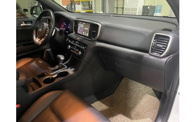 Kia Sportage 2.0D ! 2WD ! Noblesse ! - автомобили, коли, обяви за нови и употребявани 10