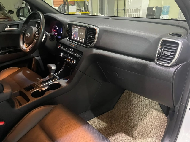 Kia Sportage 2.0D ! 2WD ! Noblesse ! - автомобили, коли, обяви за нови и употребявани 10
