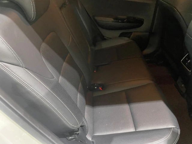 Kia Sportage 2.0D ! 2WD ! Noblesse ! - автомобили, коли, обяви за нови и употребявани 12