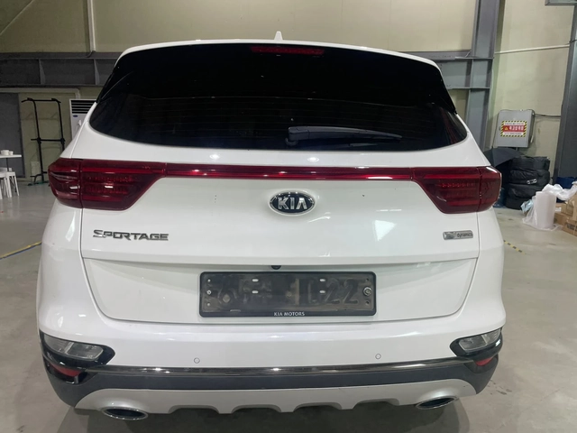 Kia Sportage 2.0D ! 2WD ! Noblesse ! - автомобили, коли, обяви за нови и употребявани 4
