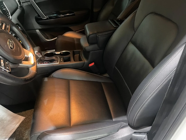 Kia Sportage 2.0D ! 2WD ! Noblesse ! - автомобили, коли, обяви за нови и употребявани 6