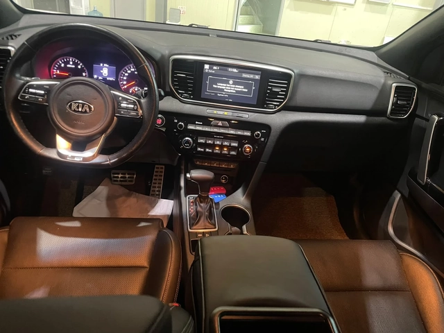 Kia Sportage 2.0D ! 2WD ! Noblesse ! - автомобили, коли, обяви за нови и употребявани 8