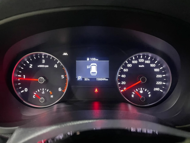 Kia Sportage 2.0D 2WD ! Intelligent ! - автомобили, коли, обяви за нови и употребявани 13