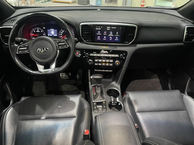 Kia Sportage 2.0D 2WD ! Intelligent ! - автомобили, коли, обяви за нови и употребявани 8