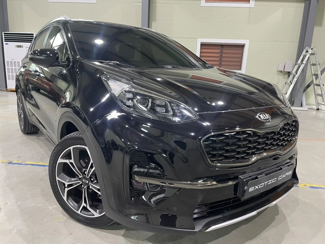 Kia Sportage 2.0D ! 2WD ! Noblesse ! - автомобили, коли, обяви за нови и употребявани 0