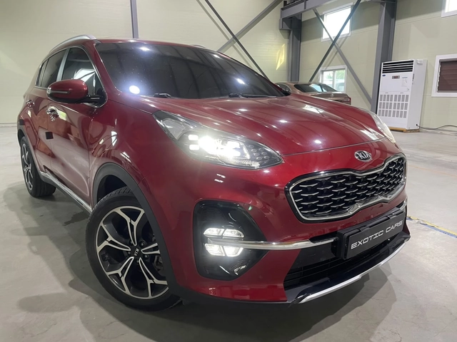 Kia Sportage 2.0D ! 2WD ! Signature ! - автомобили, коли, обяви за нови и употребявани 0