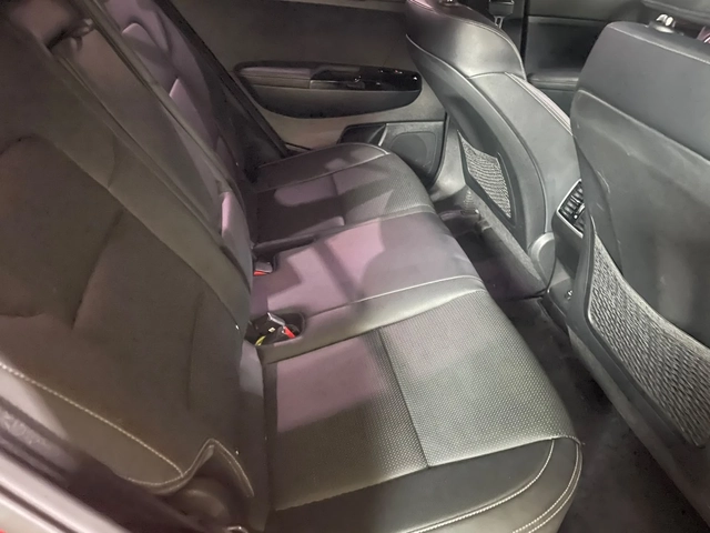 Kia Sportage 2.0D ! 2WD ! Signature ! - автомобили, коли, обяви за нови и употребявани 12
