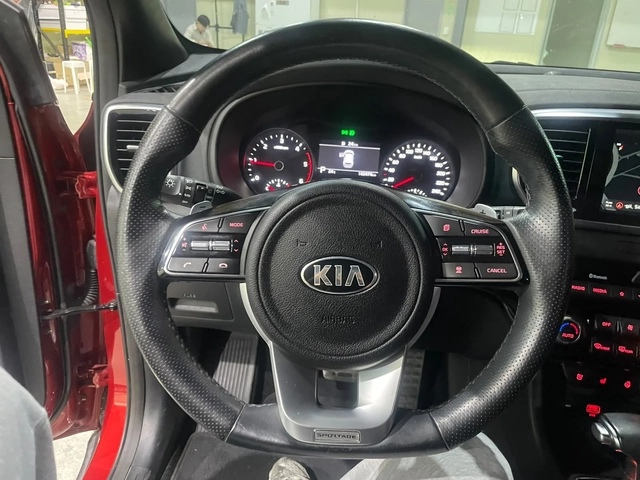 Kia Sportage 2.0D ! 2WD ! Signature ! - автомобили, коли, обяви за нови и употребявани 14