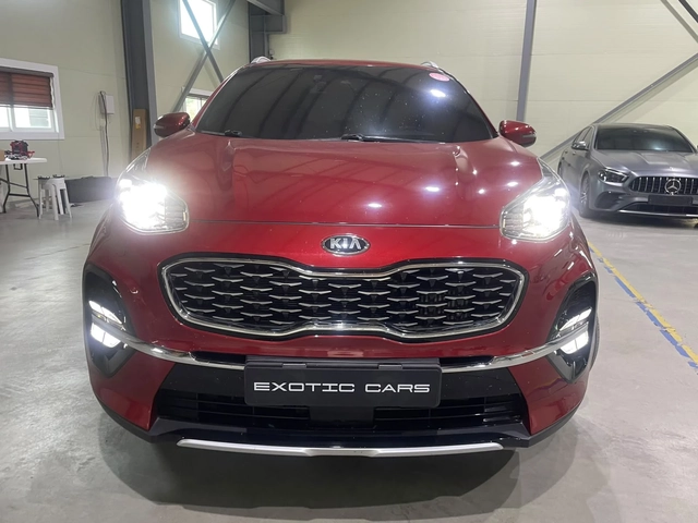 Kia Sportage 2.0D ! 2WD ! Signature ! - автомобили, коли, обяви за нови и употребявани 1