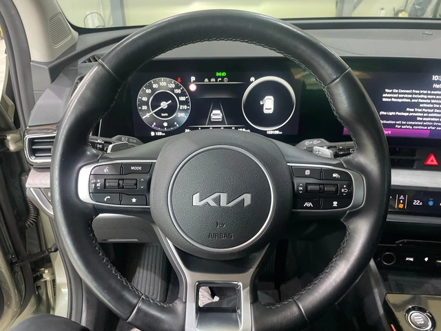 Kia Sportage 2.0D ! 2WD ! Signature Gravity ! - автомобили, коли, обяви за нови и употребявани 13