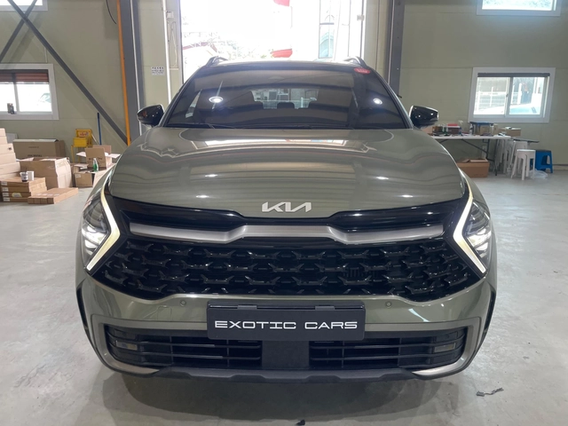 Kia Sportage 2.0D ! 2WD ! Signature Gravity ! - автомобили, коли, обяви за нови и употребявани 1