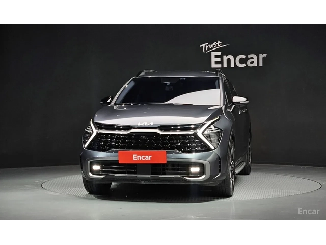 Kia Sportage 2.0 DIESEL AWD /SIGNA GRAVITY / 360 КАМЕРИ /ОБДУХ/ - автомобили, коли, обяви за нови и употребявани 2
