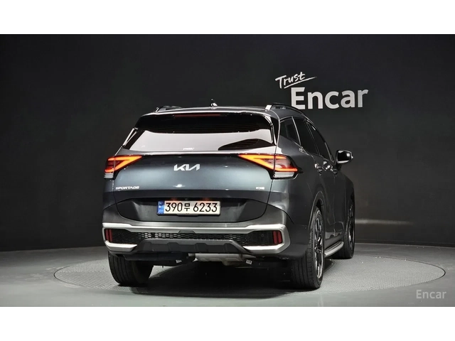 Kia Sportage 2.0 DIESEL AWD /SIGNA GRAVITY / 360 КАМЕРИ /ОБДУХ/ - автомобили, коли, обяви за нови и употребявани 3