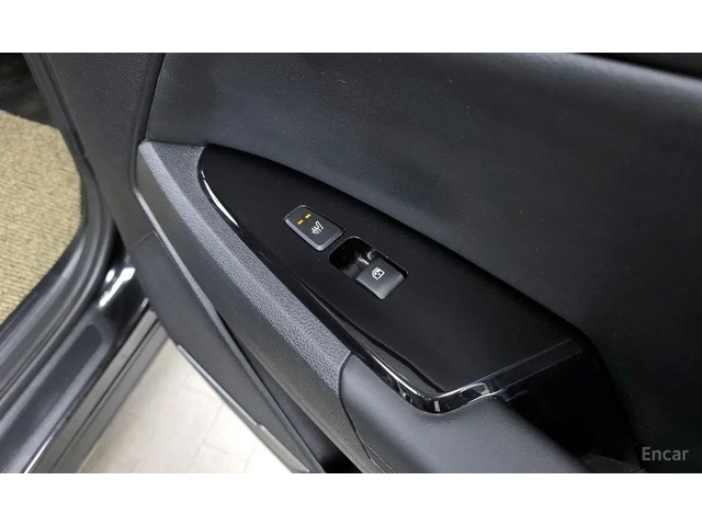 Kia Sportage SIGNATURE - автомобили, коли, обяви за нови и употребявани 16