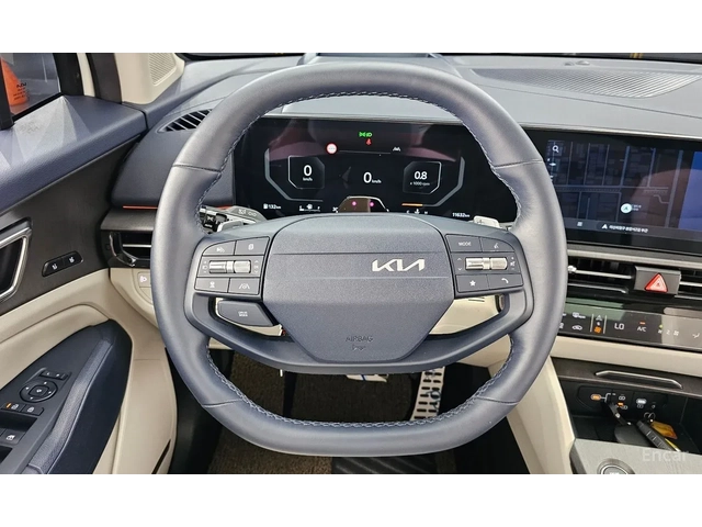 Kia Sportage Signature* 360* HUD* New 5th generation - автомобили, коли, обяви за нови и употребявани 11