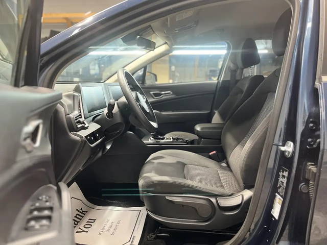 Kia Sportage LX AWD - автомобили, коли, обяви за нови и употребявани 19