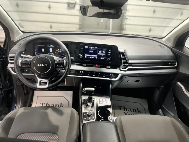 Kia Sportage LX AWD - автомобили, коли, обяви за нови и употребявани 5