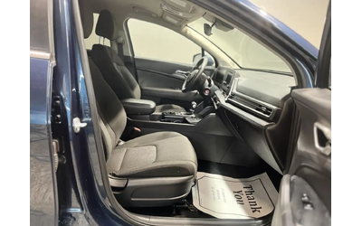 Kia Sportage LX AWD - автомобили, коли, обяви за нови и употребявани 9