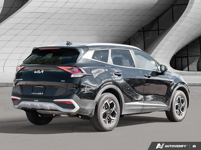 Kia Sportage LX | AWD | Heated Seats | Apple CarPlay | Backup C All Wheel Drive - автомобили, коли, обяви за нови и употребявани 4